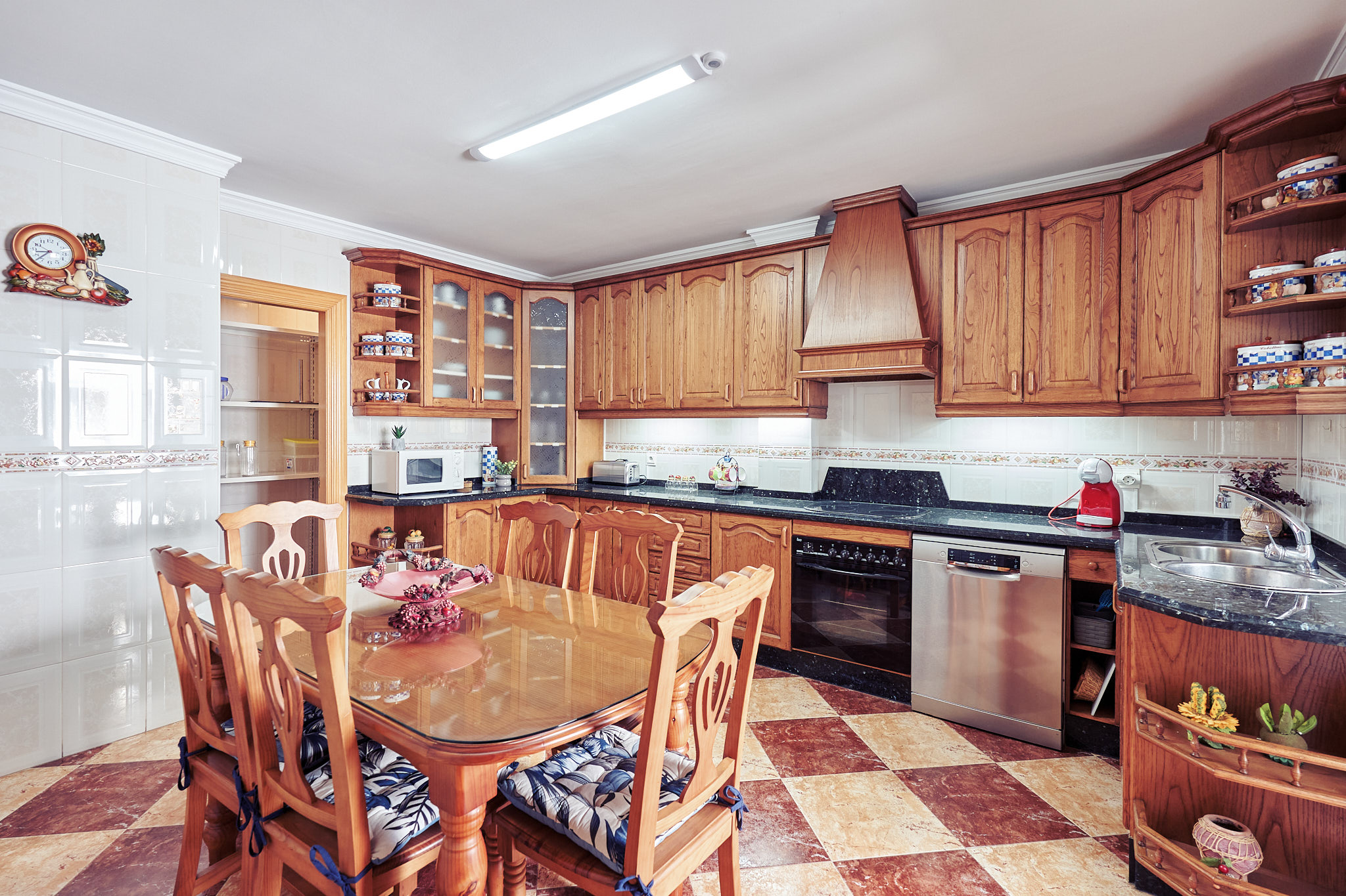 Mediterranean Breeze - 12